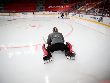 Тренировка «Авангарда» перед вылетом в Череповец