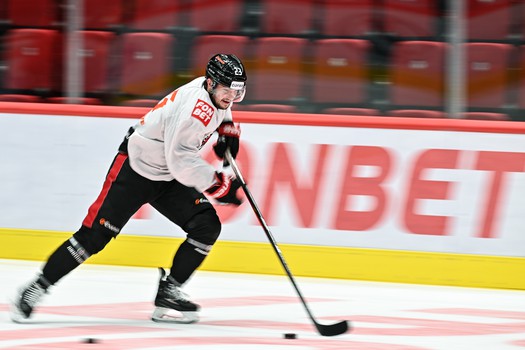 Тренировка «Авангарда» перед матчем с «Трактором»