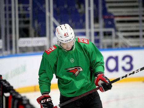 Тренировка «Авангарда» перед матчем в Уфе