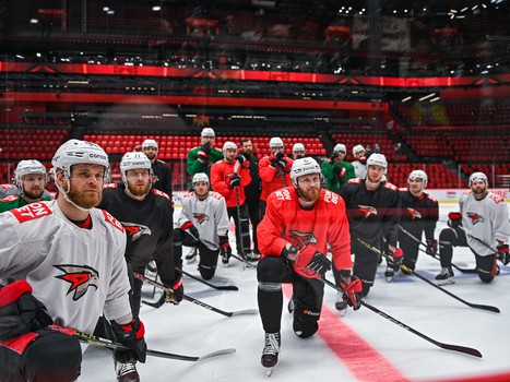 Открытая тренировка «Авангарда» перед финалом Востока