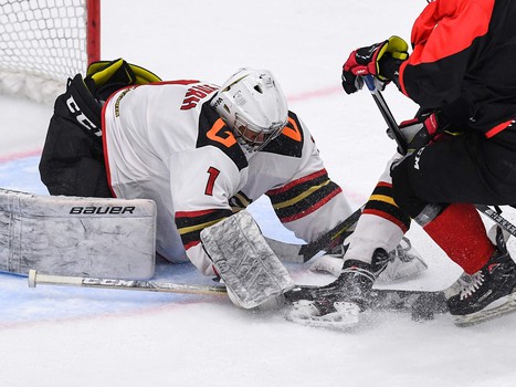 Пятый игровой день финала Первенства ЮХЛ в Омске