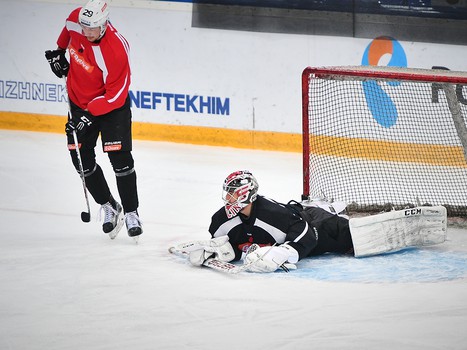 Раскатка "Авангарда" перед выездным матчем с "Нефтехимиком"