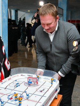 "Кубок фаната" по настольному хоккею