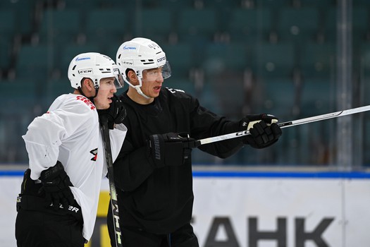 Тренировка «Авангарда» перед матчем в Санкт-Петербурге