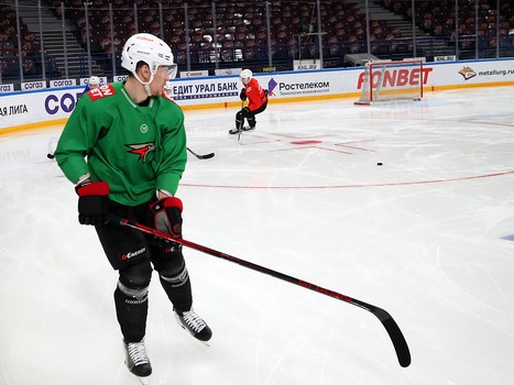 Тренировка «Авангарда» перед шестым матчем серии с «Металлургом»