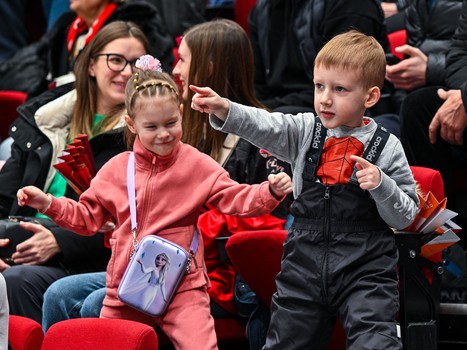 «Авангард» - «Лада» 3:2 ОТ. Вокруг матча