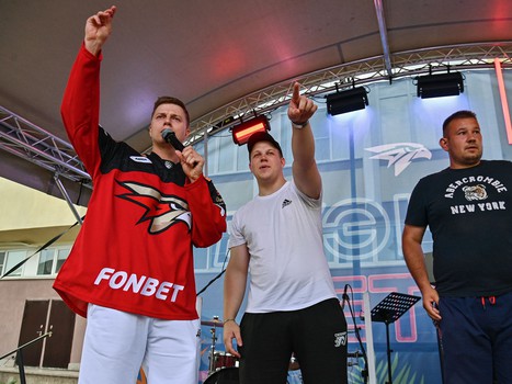 Артём Блажиевский на вечеринке Буэнос Летос