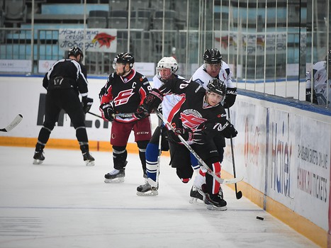 "Офисные Ястребы" - Правительство Омской области 9:2