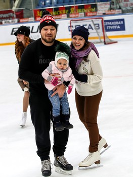 Катания «Авангарда» с семьями