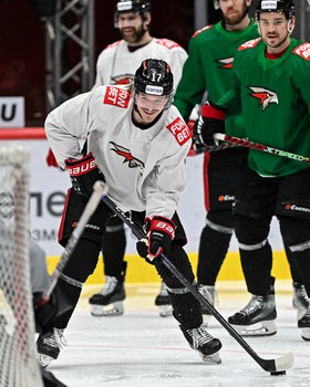 Раскатка «Авангарда» перед пятым матчем серии с «Сибирью»