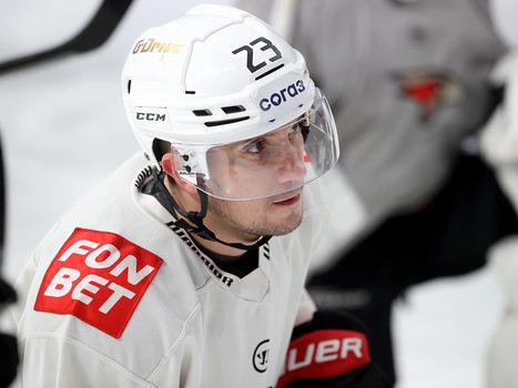 Тренировка «Авангарда» перед вторым матчем серии с «Ак Барсом»