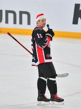 Предновогодний матч "Офисных Ястребов"