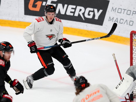 Иван Мирошниченко присоединился к «Авангарду»