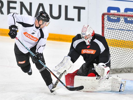 Раскатка "Авангарда" перед матчем с "Сибирью"