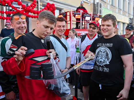 Первая вечеринка Буэнос Летос: Луи Робитайл