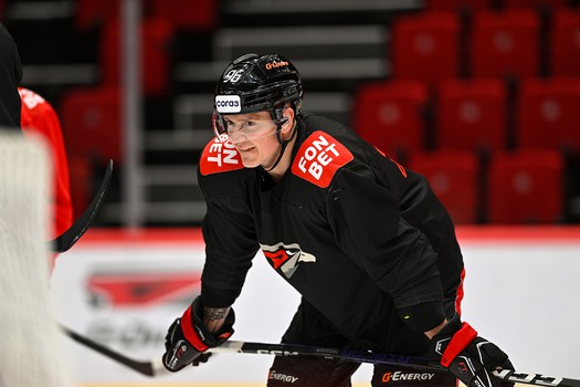 Раскатка «Авангарда» перед первым матчем серии с «Ладой»