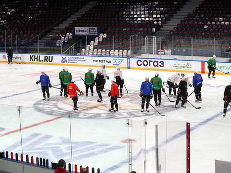 Тренировка «Авангарда» перед третьим матчем серии с «Металлургом»