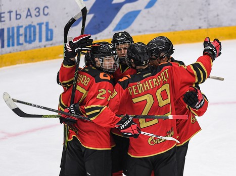 Четвертьфиналы Первенства ЮХЛ в Омске