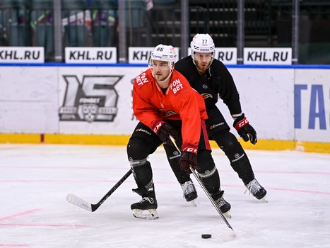 Раскатка «Авангарда» перед матчем в Санкт-Петербурге