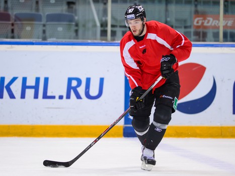 Тренировка "Авангарда" под руководством главного тренера команды Евгения Корноухова