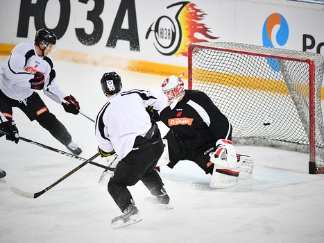 Раскатка "Авангарда" перед матчем с "Амуром"