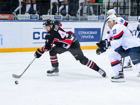 05.12.2015. "Авангард" - "Слован" 5:3