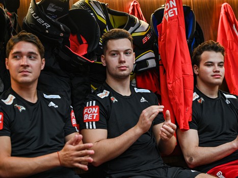 Первая ледовая тренировка «Авангарда»