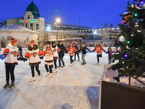 Городской каток на Бударина