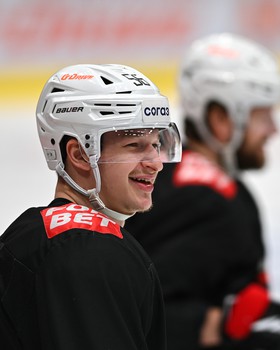 Тренировка «Авангарда» в Омске