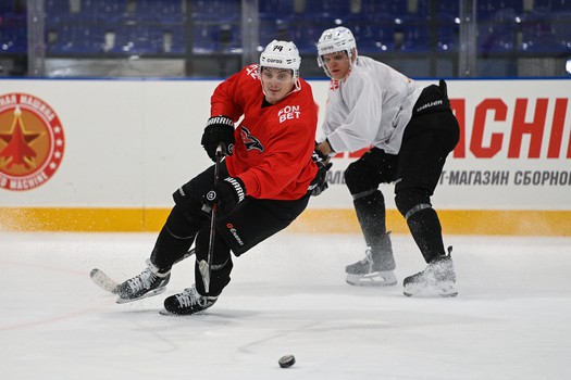 Тренировка «Авангарда» перед матчем в Новосибирске