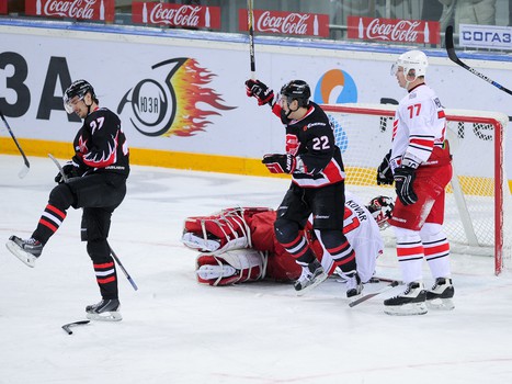 07.01.2016. "Авангард" - "Автомобилист" 3:0