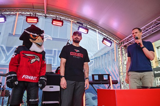 Артём Блажиевский на вечеринке Буэнос Летос