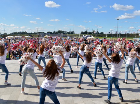 "Территория Авангарда". Часть 1. Площадь у арены