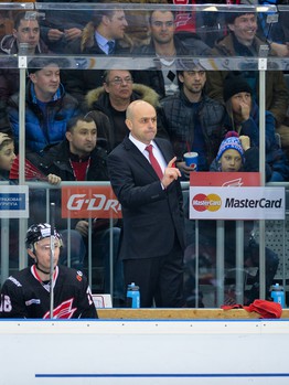 Наша атмосфера. Как поддерживали "Авангард" в сибирском дерби