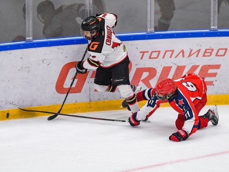 Четвёртый игровой день финала Первенства ЮХЛ в Омске