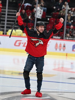 «Авангард» - «Нефтехимик» 4:2. Вокруг матча