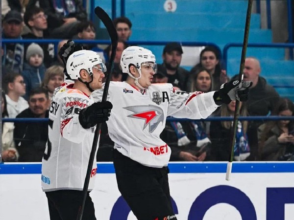 Николай Прохоркин забросил 800-ю шайбу «Авангарда» в плей-офф