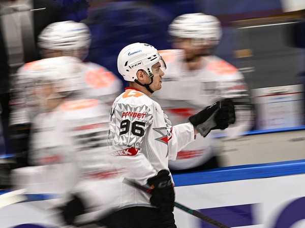 100-й гол Дмитрия Рашевского в КХЛ, победы «Адмирала» и «Автомобилиста» в дерби