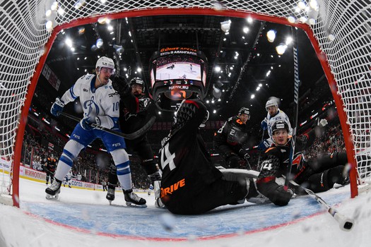 13.09.2025. «Авангард» - «Динамо» Мск 7:4