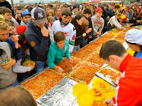"Территория Авангарда". Часть 1. Площадь у "Арены Омск"