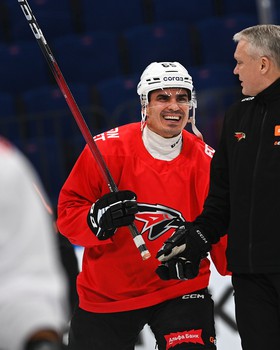 Тренировка «Авангарда» перед матчем в Новосибирске