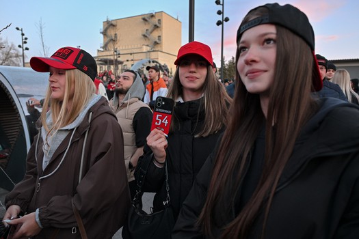 Фан-зона «Авангарда» в Городском саду