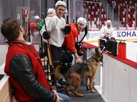 Раскатка «Авангарда» перед матчем в Челябинске