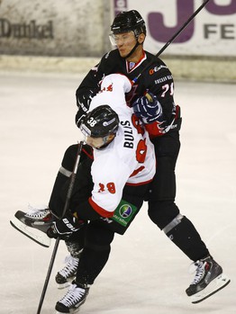 Первая победа нового сезона. "Авангард" - "Трактор" 2:1ОТ