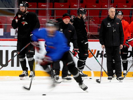 Раскатка «Авангарда» перед матчем с «Нефтехимиком»