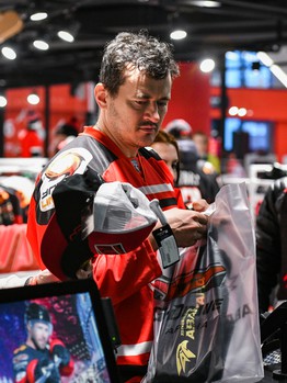 «Авангард» - «Автомобилист» 2:1. Вокруг матча