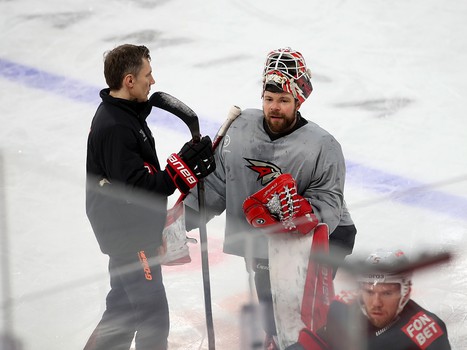 Тренировка «Авангарда» перед матчем в Екатеринбурге