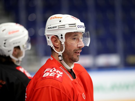 Тренировка «Авангарда» перед матчем в Уфе