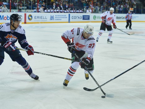 18.08.2015. Мемориал Ромазана-2015. "Авангард" - "Металлург" Мг 5:2