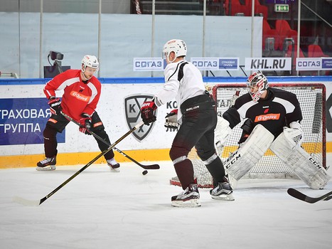 Раскатка "Авангарда" перед выездным матчем с "Северсталью"